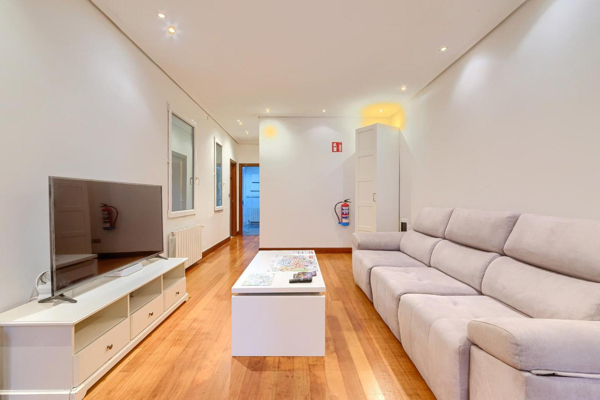 Apartament Ayuntamiento Cerca Del Casco Viejo & Parking Bilbao Zewnętrze zdjęcie